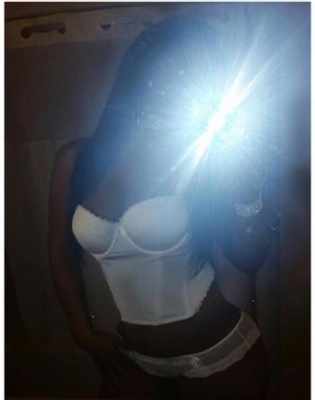 , 26  female escort, Ventura