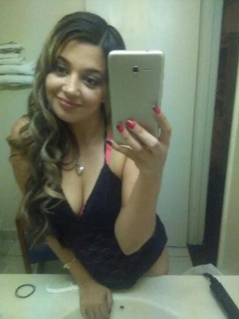 , 22  female escort, Ventura