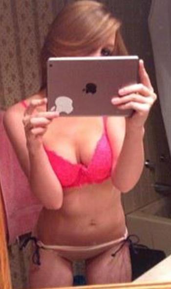 , 21  female escort, Ventura