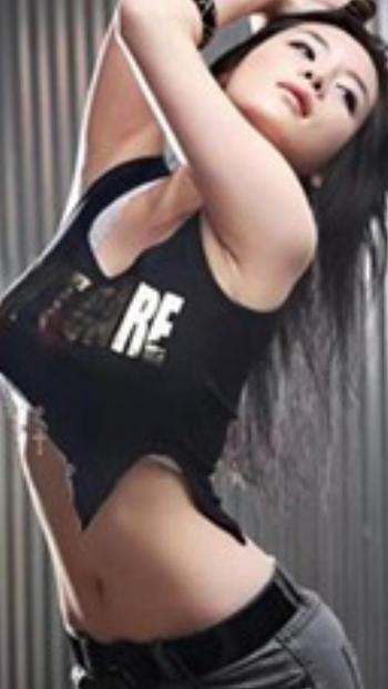 , 25  female escort, Ventura