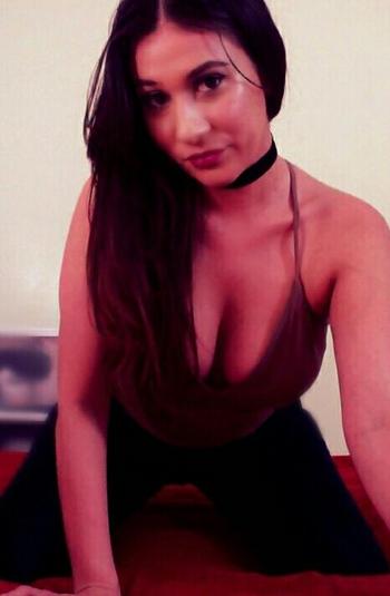 , 21 Middle Eastern female escort, Ventura