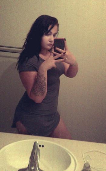 , 22  female escort, Ventura