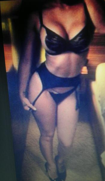 Shawna, 32 Mixed female escort, Ventura