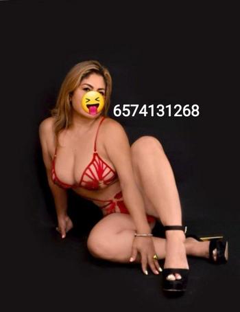 Laur, 32  female escort, Ventura