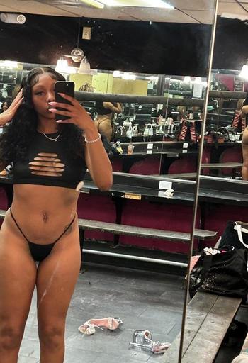 SecretPapaya, 25  female escort, Ventura